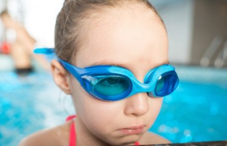 מה עושים כשהילד/ה שלנו לא מוכנ/ה ללכת לשיעור שחייה או חוג?