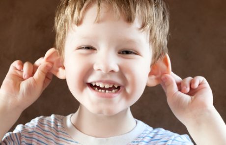 איך מביאים את הילד להקשיב מבלי להגיד את אותו דבר 8 פעמים באמצעות שינוי במיקוד ובתפקיד