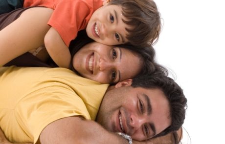 7 שינויי חשיבה שמביאים לשינוי עצום ביחסים עם הילדים בבית